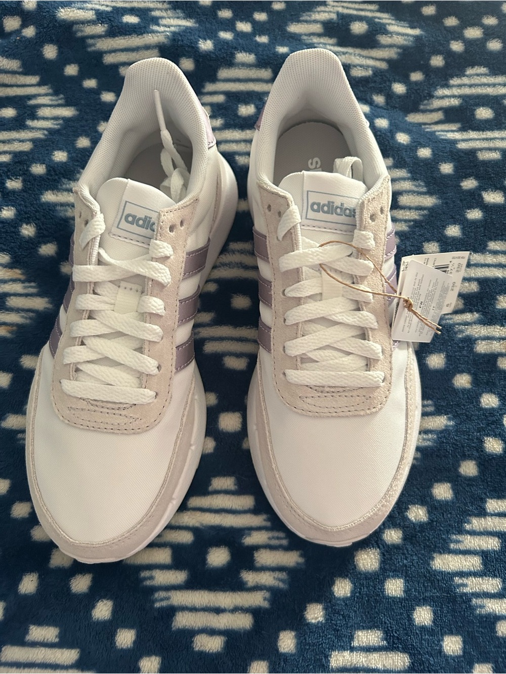 adidas Women’s White Sneakers with Light Pink Stripes - Picture 2 of 8